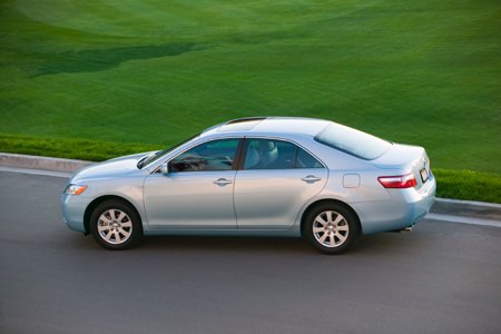 toyota camry le review