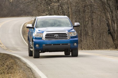 toyota tundra 4x2 limited review