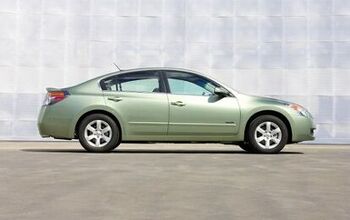 Nissan Altima Hybrid Review