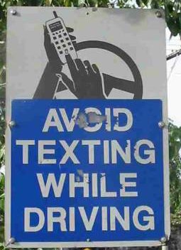 majority of drivers admit texting while driving