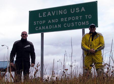 class action lawsuit charges us auto dealer conspiracy against border crossing