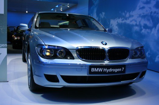 bmw hybrid due any year now
