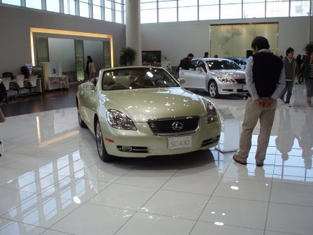 lexus going nowhere fast in japan