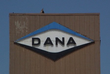 gm moves american axle contract to dana