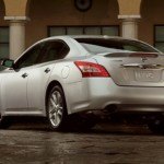 2009 nissan maxima review