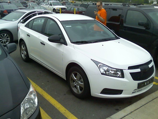 chevy cruze spotted in wild camo free