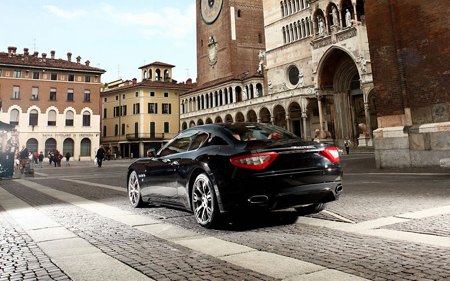review 2009 maserati granturismo s