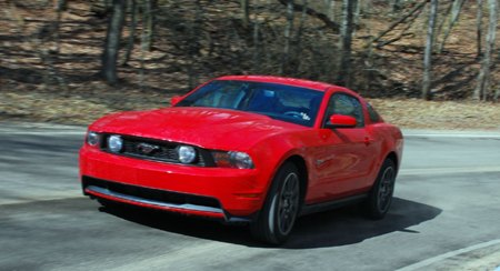review 2010 ford mustang