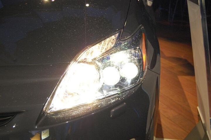 is toyota hiding from prius headlight problem