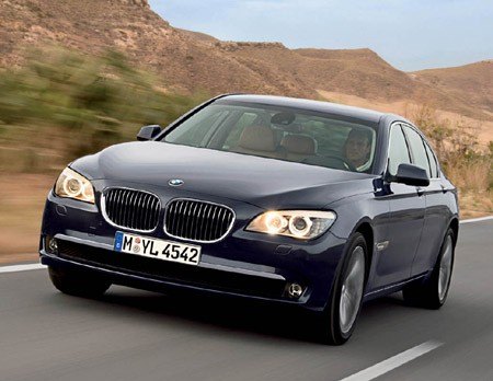 bmw to join audi mercedes and lexus offer awd on biggest sedan