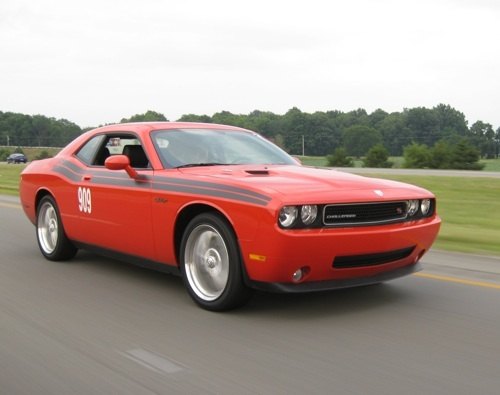 Review: 2009 Dodge Challenger R/T Track Pack "Classic"