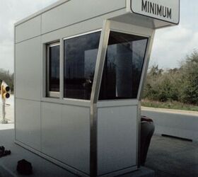 Failing Aussie Toll Road Company Pays Lavish Salaries