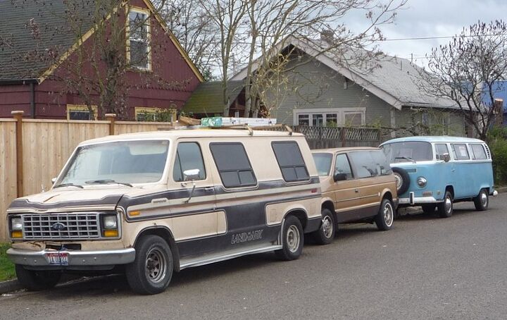 chrysler minivan thursday cc outtake 1 vintage vans on parade