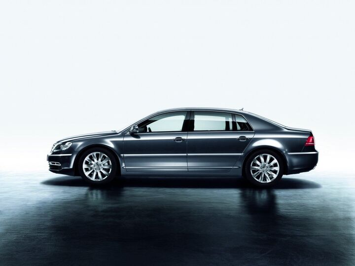 Facelifted Phaeton Emerges In Beijing, Armed To The Teeth