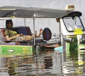 Thai Floods Drown Hopes For Fast Recovery Of Japanese Car Industry