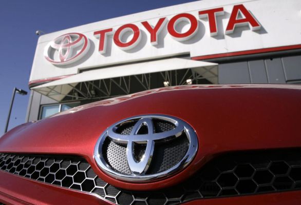 can t bring me down toyota brand unaffected by recalls