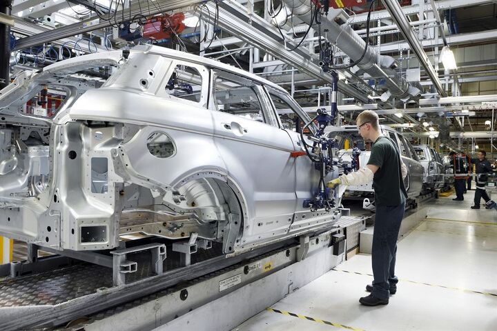 Jaguar Land Rover Gets 35,000 Applicants For 1,000 Jobs At Halewood Plant