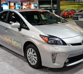 April Plug-In Car Sales: Toyota Prius Wins, Chevrolet Volt Takes Second, Nissan Leaf Third