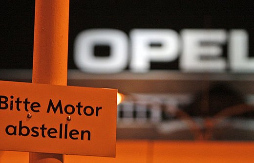 opel restructuring baby steps instead of big bang