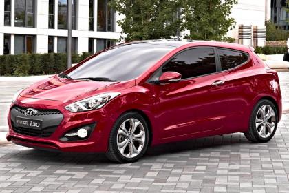 the hyundai elantra gt now with 50 percent fewer doors