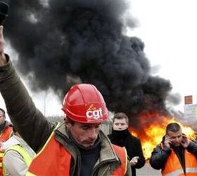 Renault Takes On French Unions, Unions Incensed