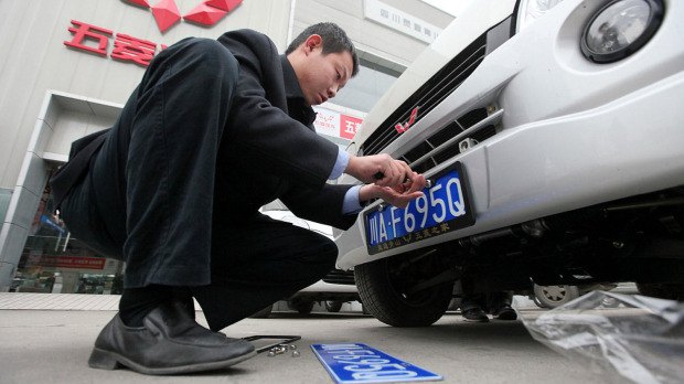 chinese car sales down and up