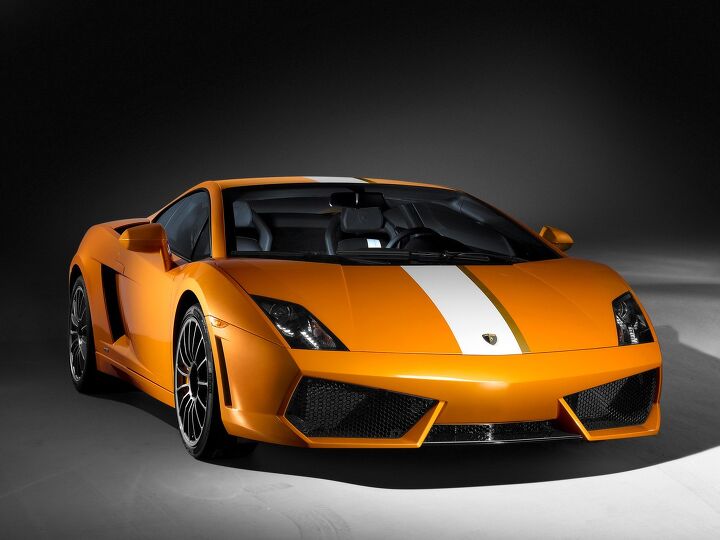 Lamborghini Prepares Its Final Manual Transmission Model