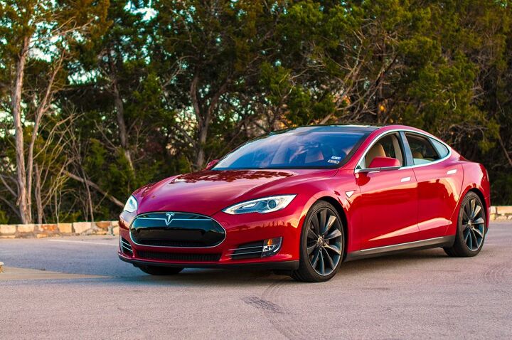 Capsule Review: 2014 Tesla Model S P85+