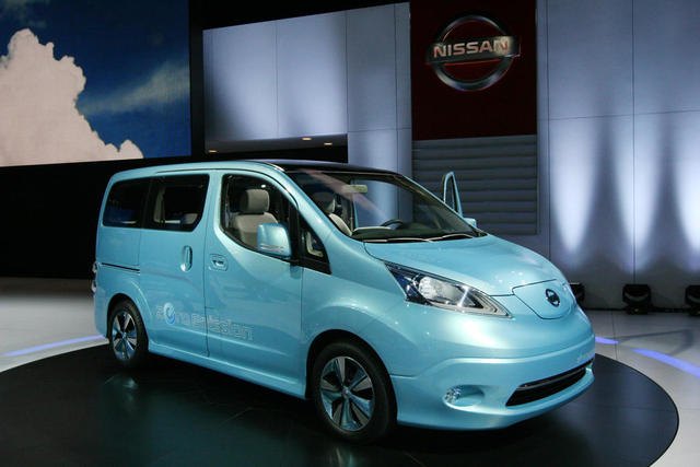 Nissan Aiming For European Diesel Van Fleets With E-NV200 EV