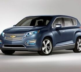 new 200 mile chevrolet bolt cuv to debut at naias