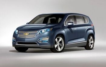 New 200-Mile Chevrolet Bolt CUV To Debut At NAIAS