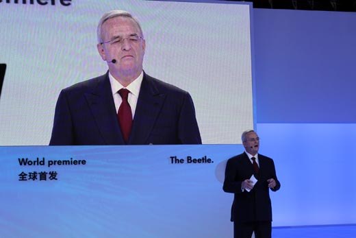 volkswagen gearing up for battle over ceo position