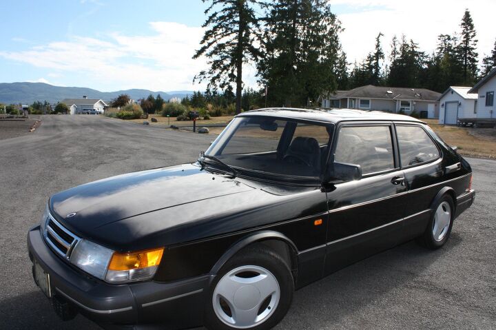 digestible collectible 1988 saab 900 spg