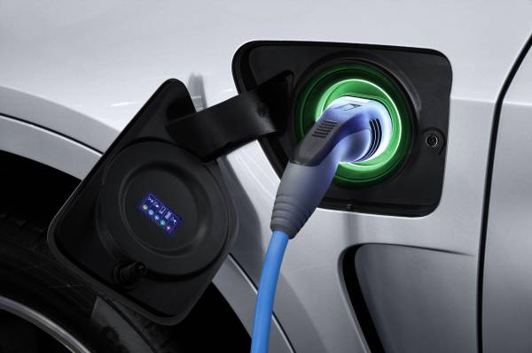 White House Announces Up To $4.5B in EV Infrastructure And 'Unprecedented' Public/Private Market Growth Plan