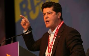 Unifor President Praises Ford and FCA, Throws Shade at General Motors