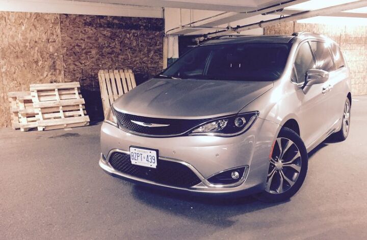 2017 chrysler pacifica limited review is this the best minivan you can buy