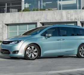 FCA Hits the Gas on the Most Fuel-efficient Minivan in U.S. History