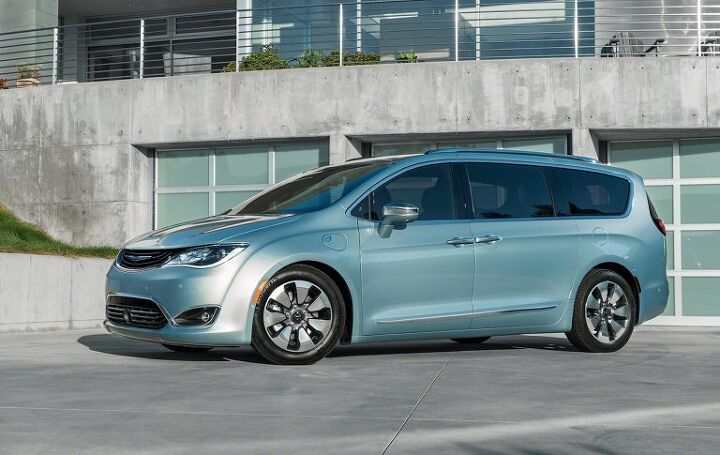 FCA Hits the Gas on the Most Fuel-efficient Minivan in U.S. History