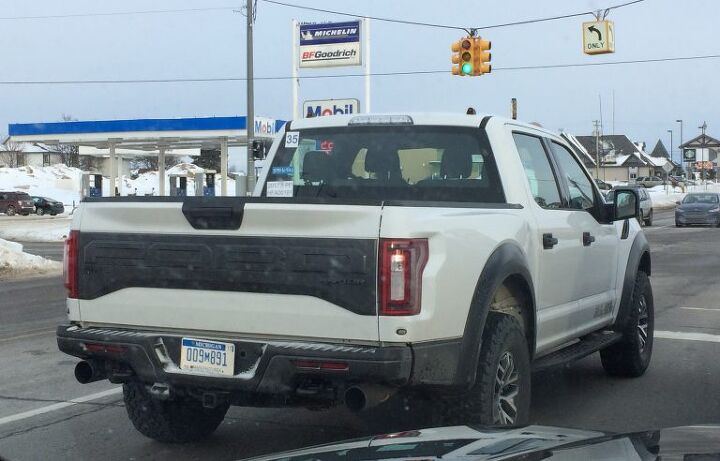 Reader Spots 2017<em>.5</em> Ford F-150 Raptor, But Is There Any Difference?