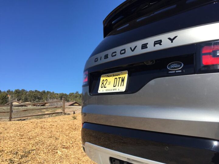 2017 land rover discovery first drive review an englishman with great teeth