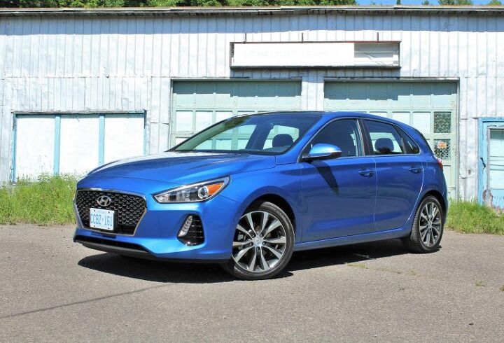 2018 hyundai elantra gt first drive review sidle up to the hatch buffet
