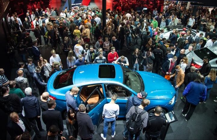 automotive trade shows continue losing steam as industry spends money elsewhere
