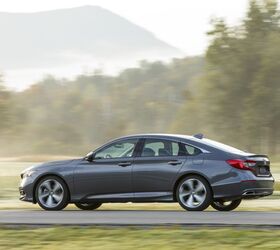 The 2018 Honda Accord 2.0T Is, in Fact, Quicker Than a 2017 Honda Accord V6