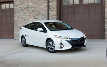 2017 Toyota Prius Prime Advanced Review - All Charged Up