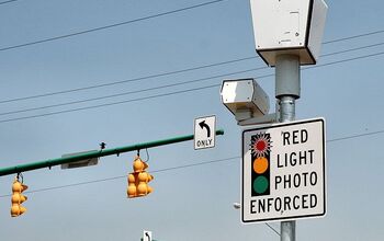 Oregon Man Wins Three-year-long Constitutional Battle Sparked by Red Light Camera Ticket