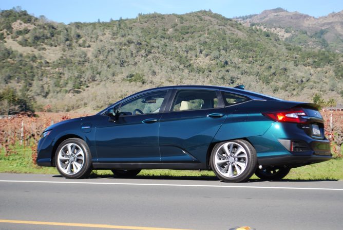 2018 honda clarity plug in hybrid first drive star captain joins the team