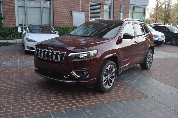 2019 jeep cherokee first drive refreshed looks in search of a power boost