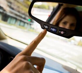 GM Revamps OnStar: Take a Long Look In the Mirror