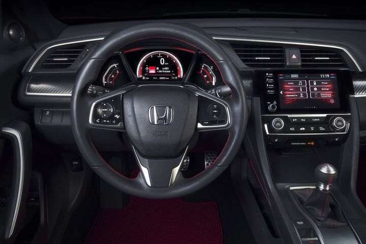 hell yeah 2019 honda civic si comes with larger cupholders other stuff