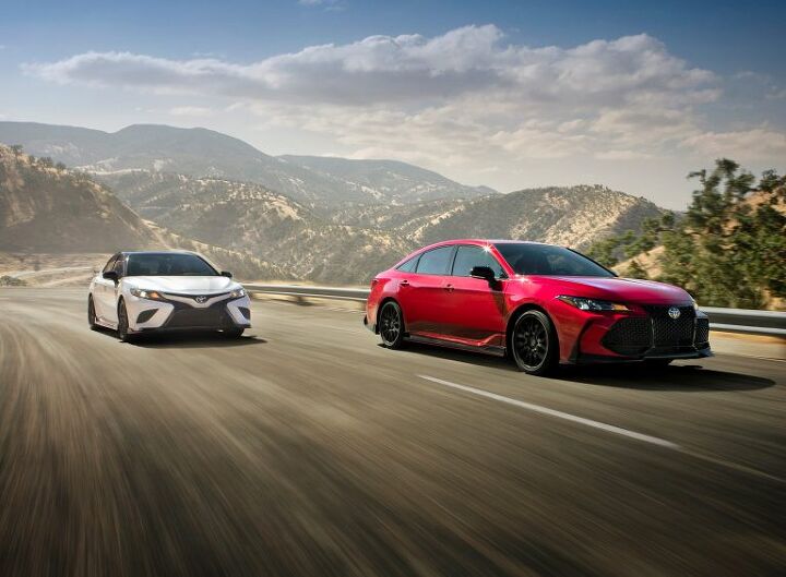 a question of lust toyota unwraps the camry and avalon trd